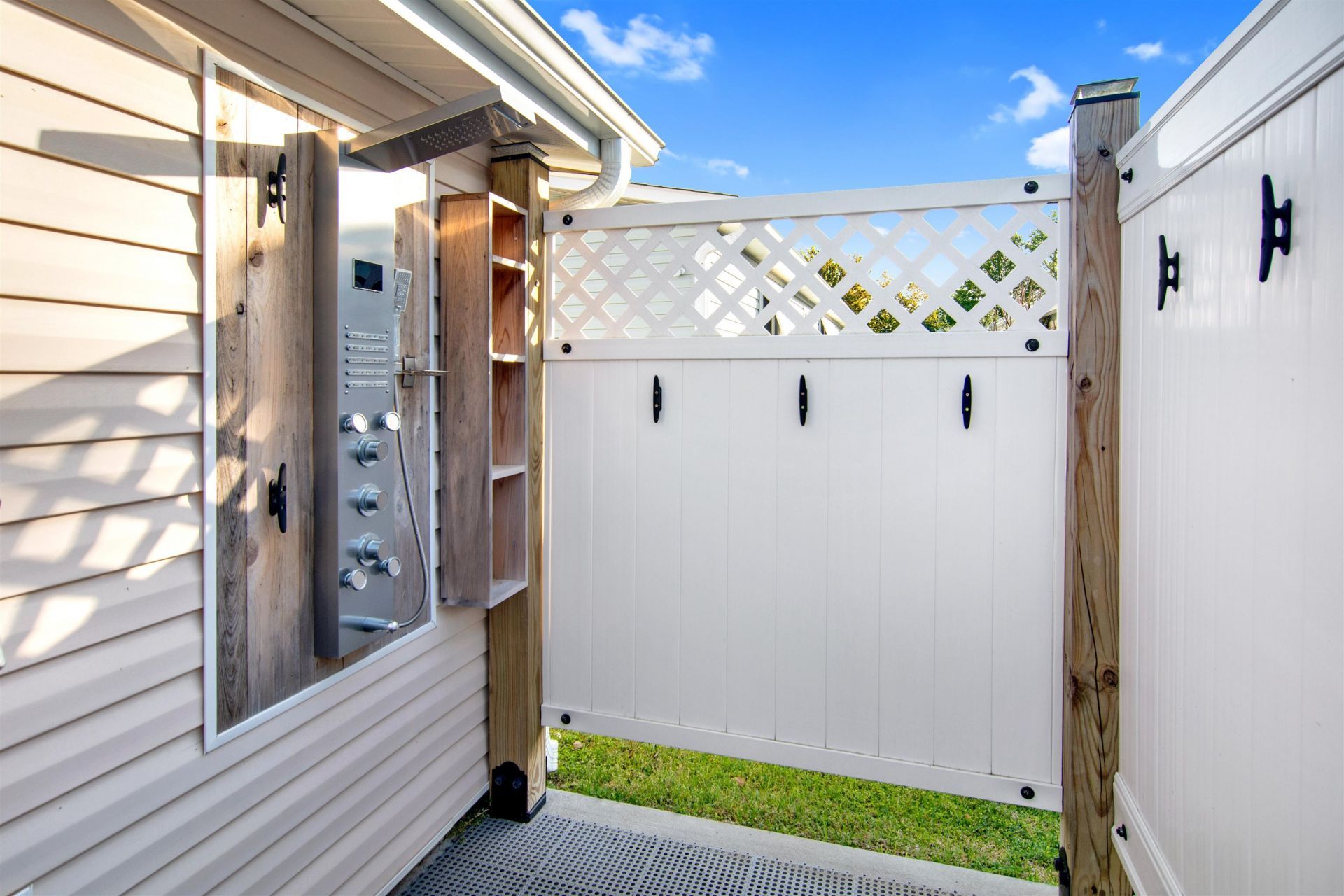 465 Sandpebble Dr.  Photo 29