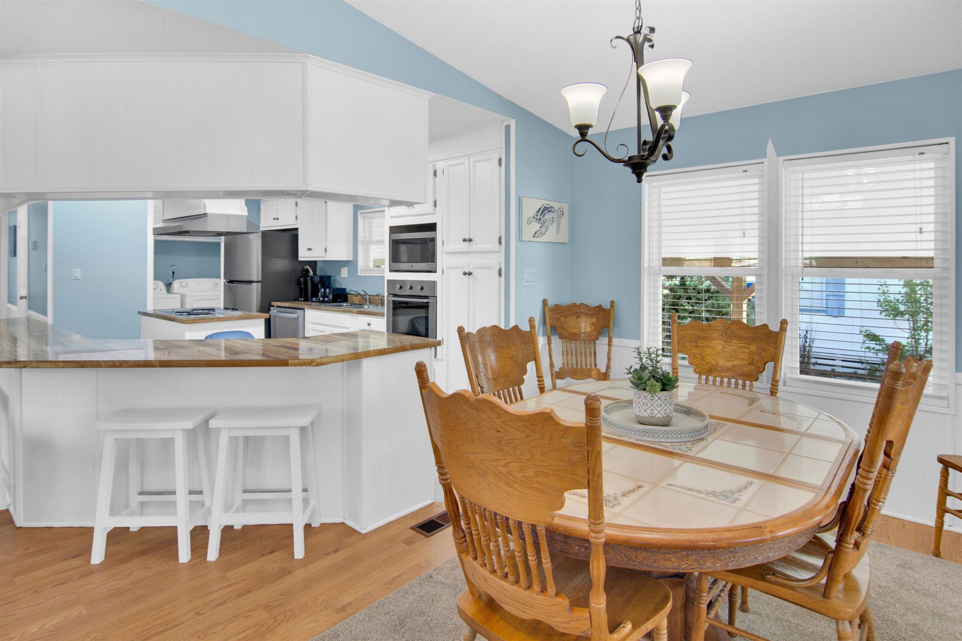 469 Sandpebble Dr.  Photo 12