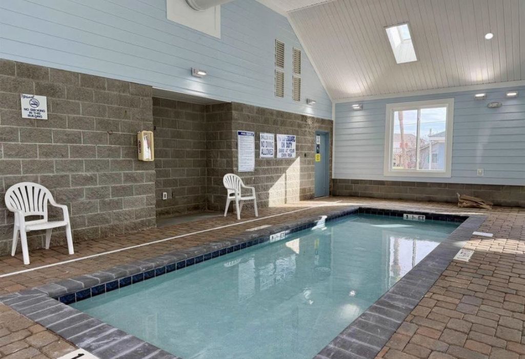 469 Sandpebble Dr.  Photo 32