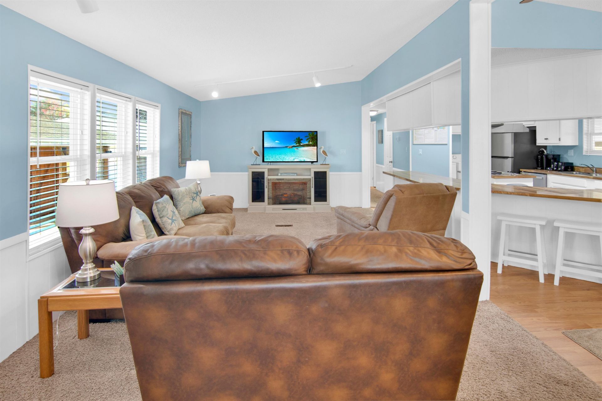 469 Sandpebble Dr.  Photo 7