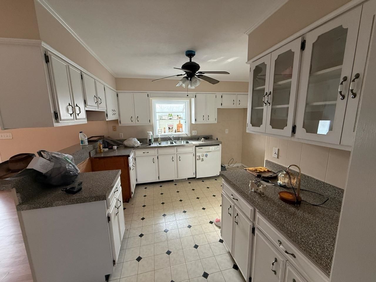 444 L J Rd. Photo 5