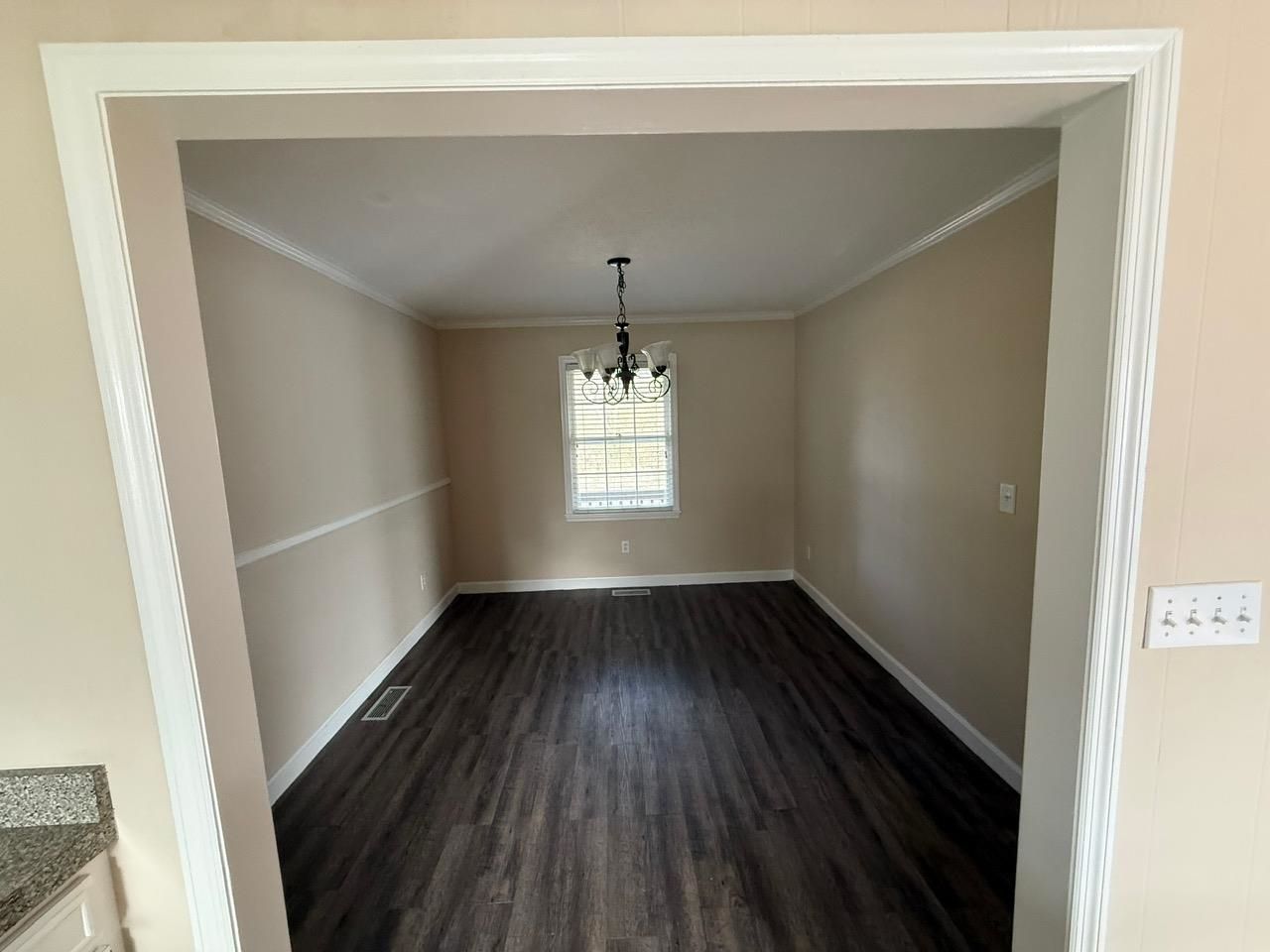444 L J Rd. Photo 6