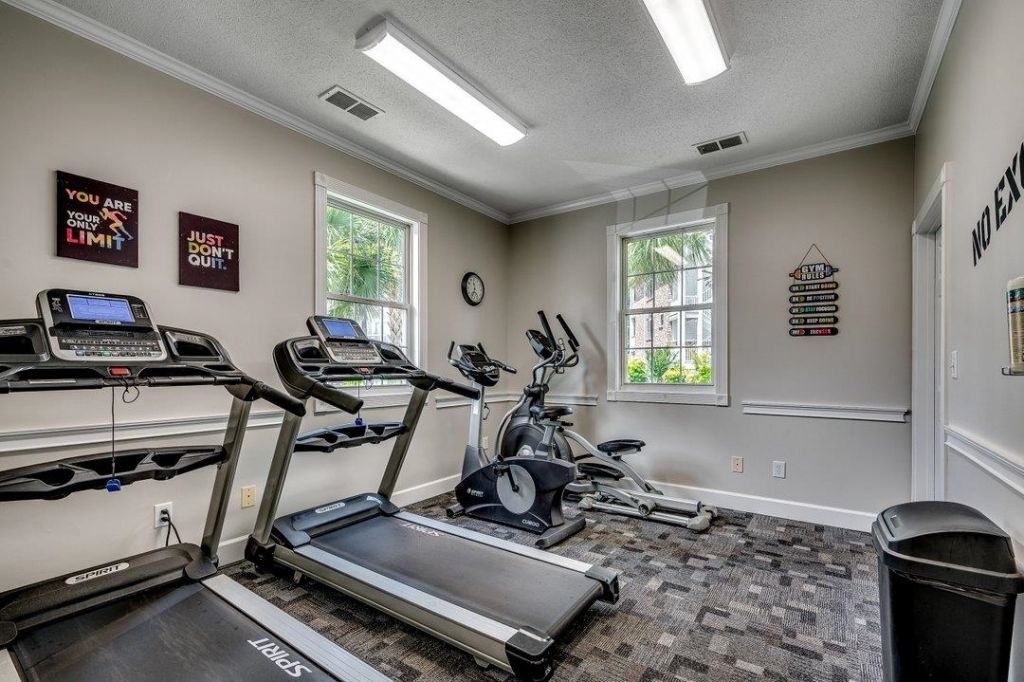 690 Riverwalk Dr.  Photo 30