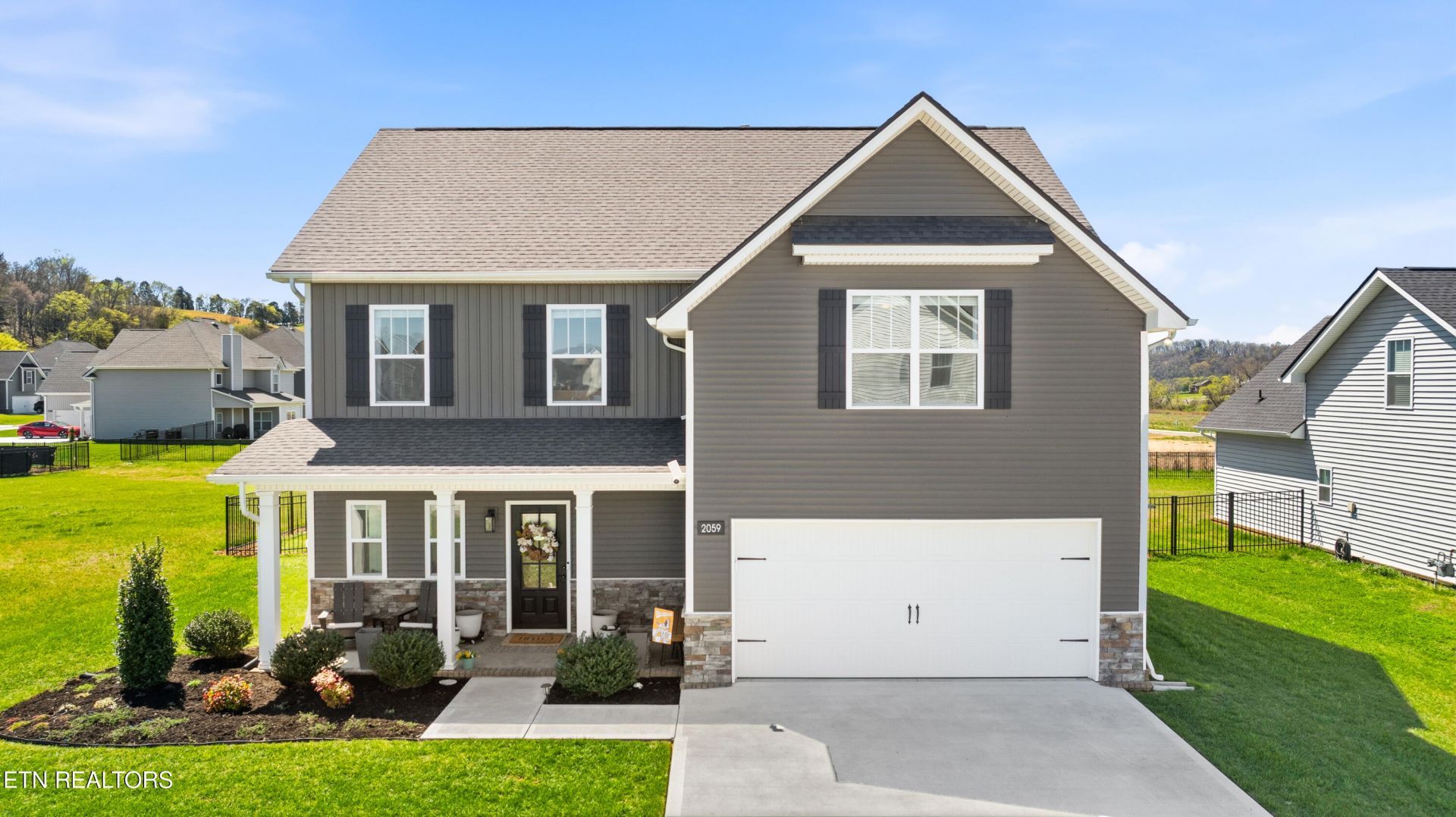 2059 Farm Blvd, Sevierville, TN 37876 Main Photo