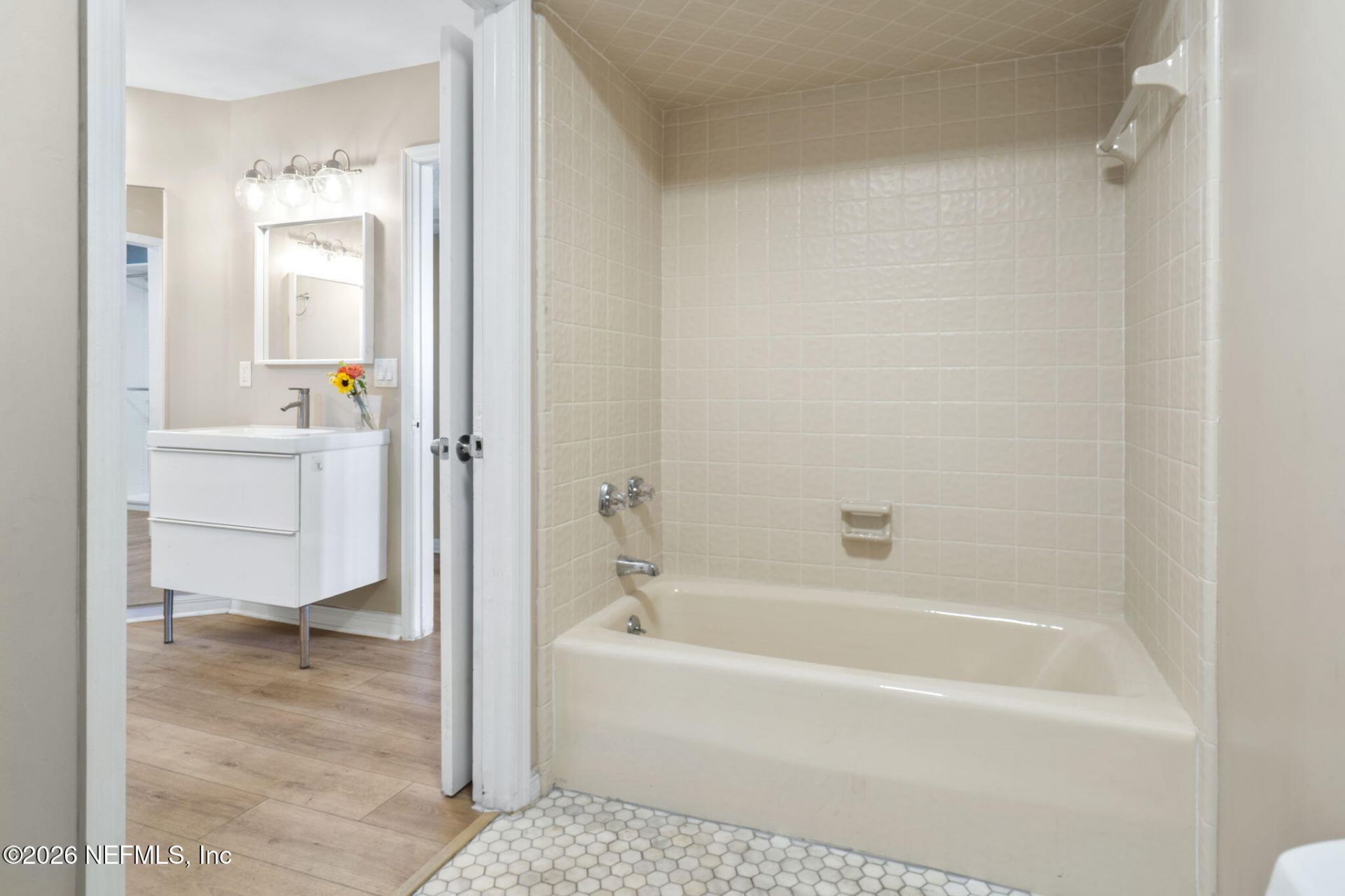 3175 Doctors Lake Drive, Orange Park, FL 32073 Photo