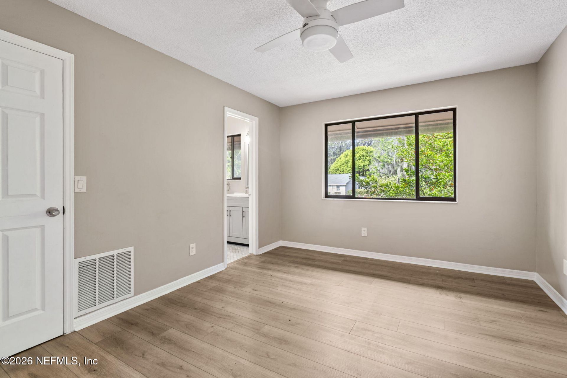 3175 Doctors Lake Drive, Orange Park, FL 32073 Photo