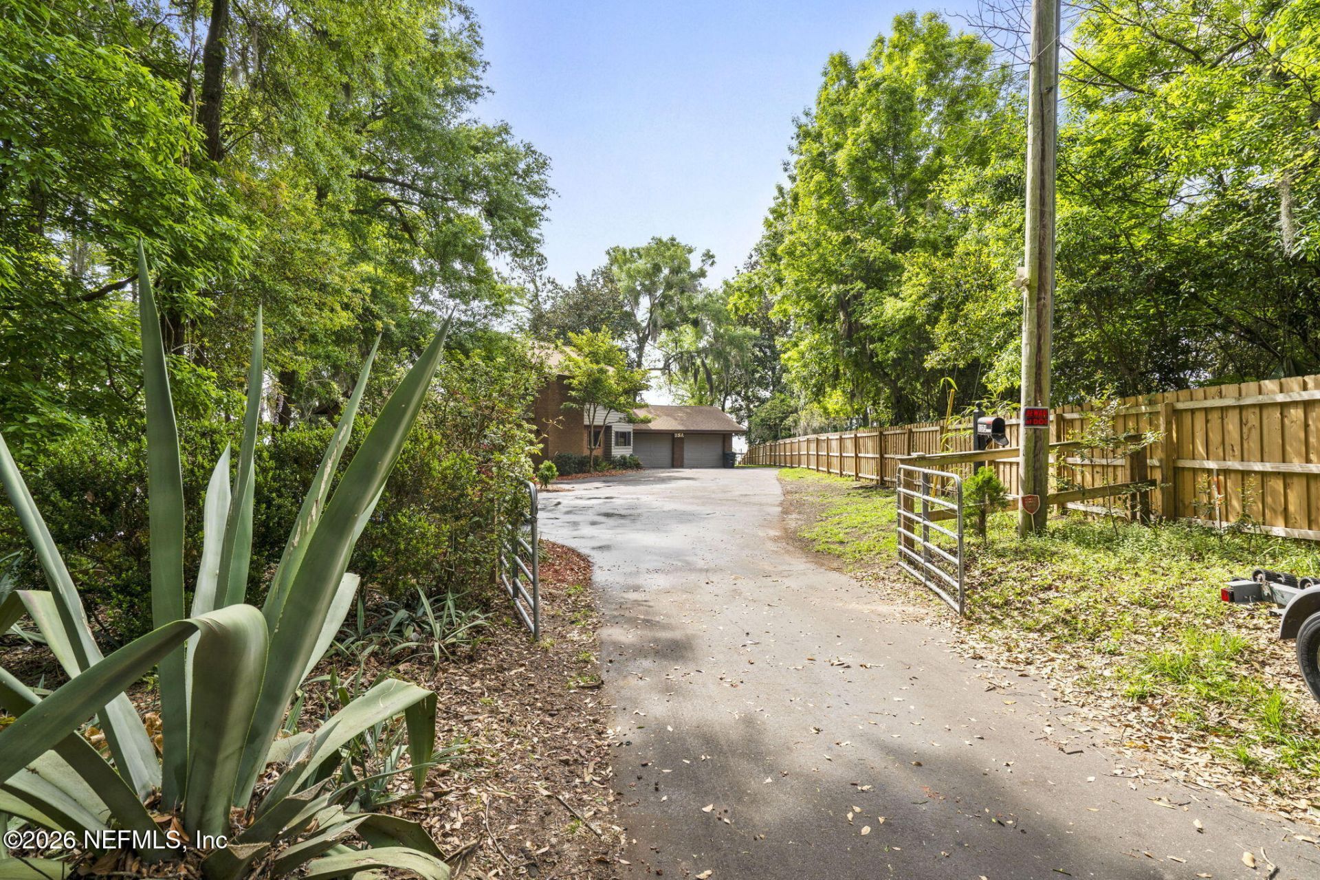 3175 Doctors Lake Drive, Orange Park, FL 32073 Photo