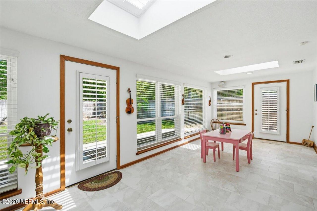 8233 Old Port Circle N, Jacksonville, FL 32216 Photo