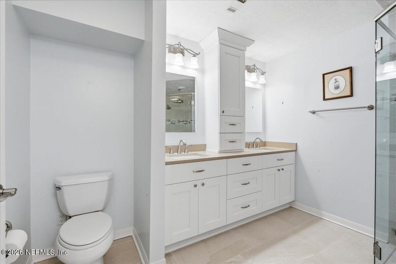 8233 Old Port Circle N, Jacksonville, FL 32216 Photo