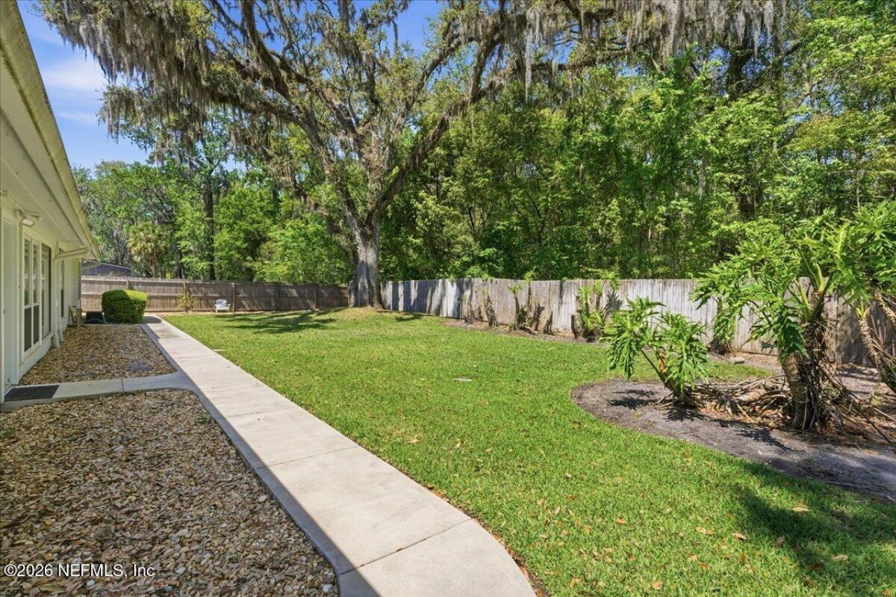 8233 Old Port Circle N, Jacksonville, FL 32216 Photo