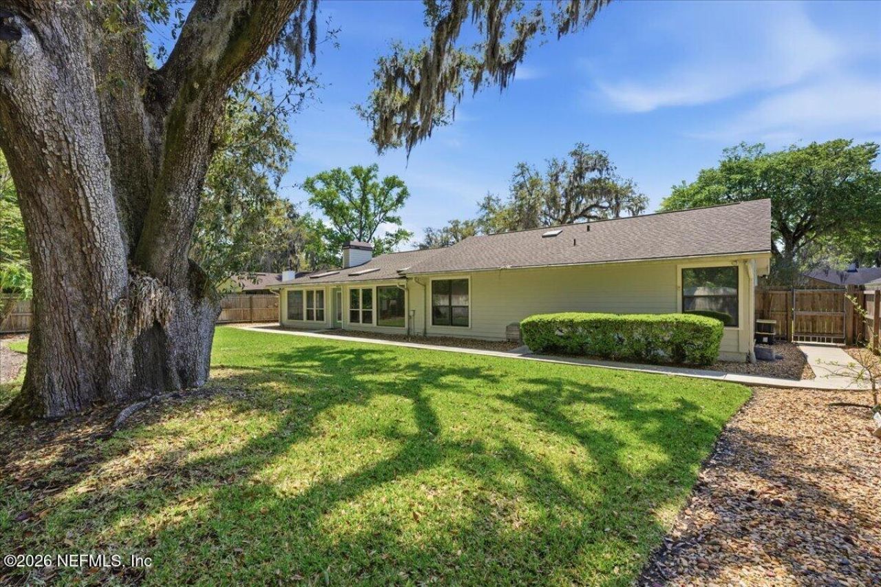 8233 Old Port Circle N, Jacksonville, FL 32216 Photo