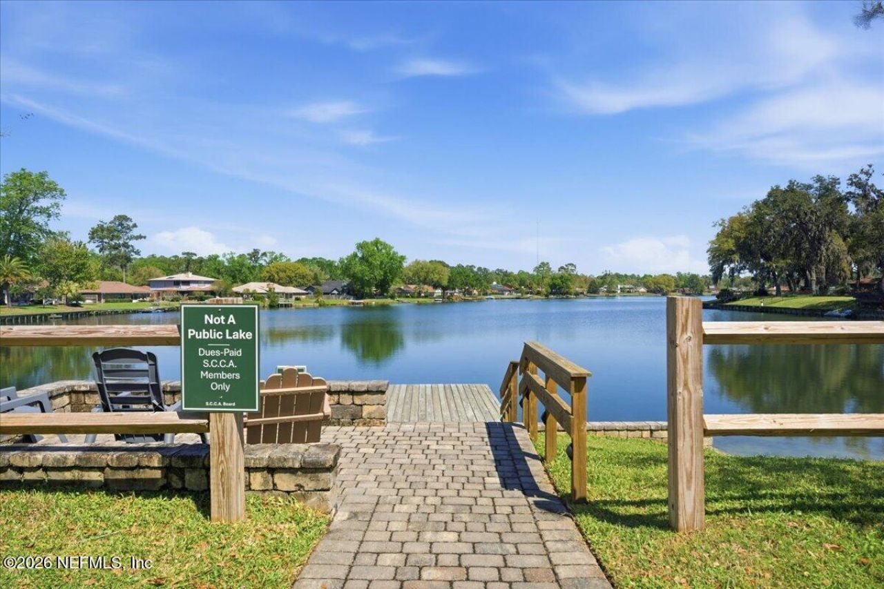 8233 Old Port Circle N, Jacksonville, FL 32216 Photo