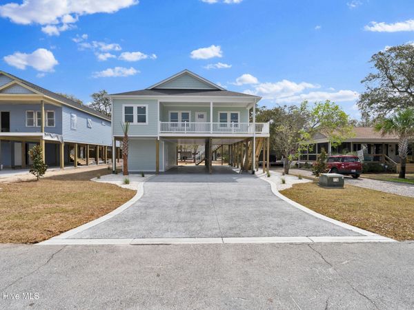 150 NE 1st Street , Oak Island, NC 28465