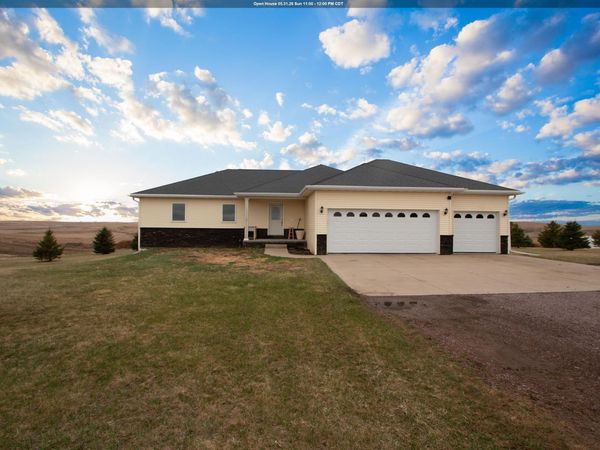 23119 Jade Ave, Merrill, IA 51038