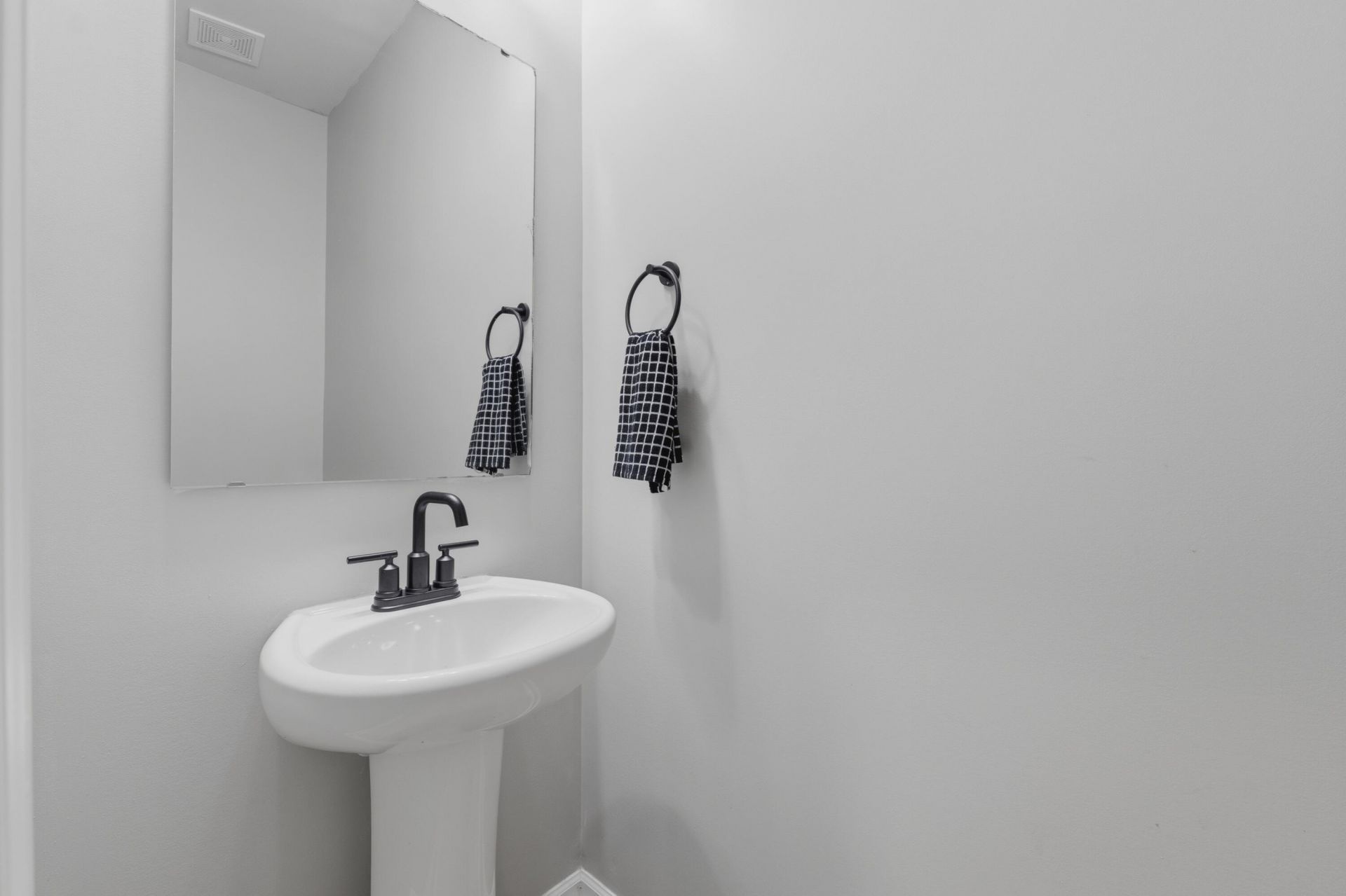 166 Cypress Plantation Road Photo 15