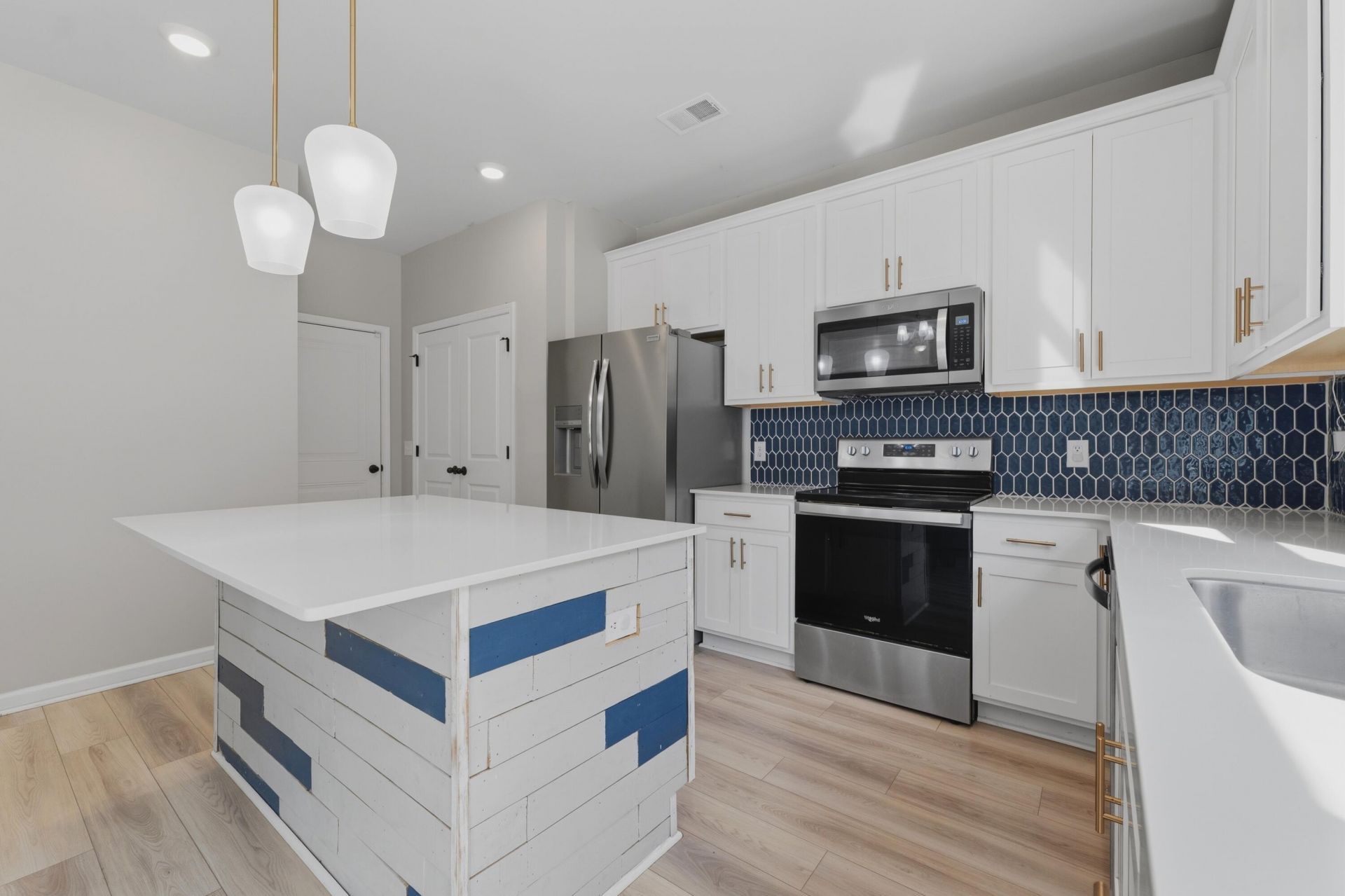 166 Cypress Plantation Road Photo 19