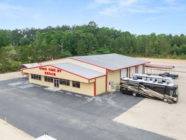 17884 Lake Charles, Leesville, LA 71446
