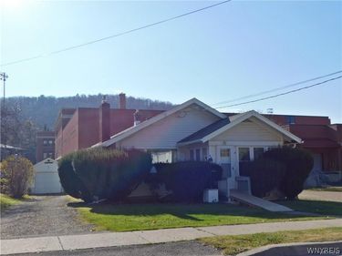 172 Wellsville Street , Bolivar, NY 14715