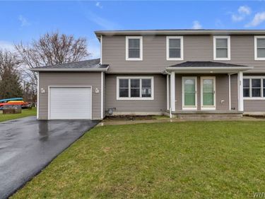 940 Reserve Road , West Seneca, NY 14224