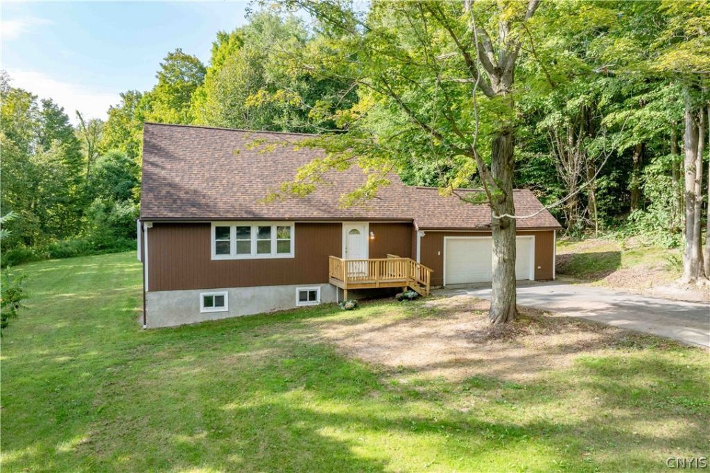 141 Engles Road, Oswego, NY 13126 Main Photo