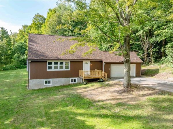 141 Engles Road, Oswego, NY 13126