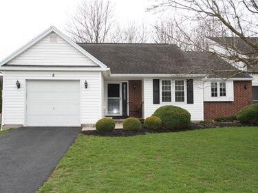 8 Foxtail Lane, North Chili, NY 14514