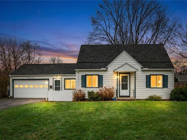 22 Mac Arthur Road, Rochester, NY 14615