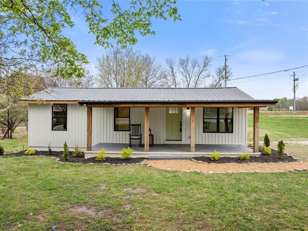 401 Wilbanks Street, Baldwin, GA 30511