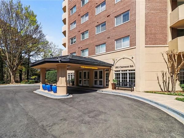 1501 Clairmont Road , Unit 827, Decatur, GA 30033
