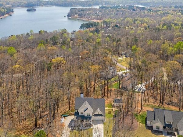 5234 Laurel Lane, Gainesville, GA 30506