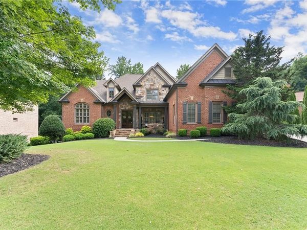 5507 AVIEMORE Court, Suwanee, GA 30024