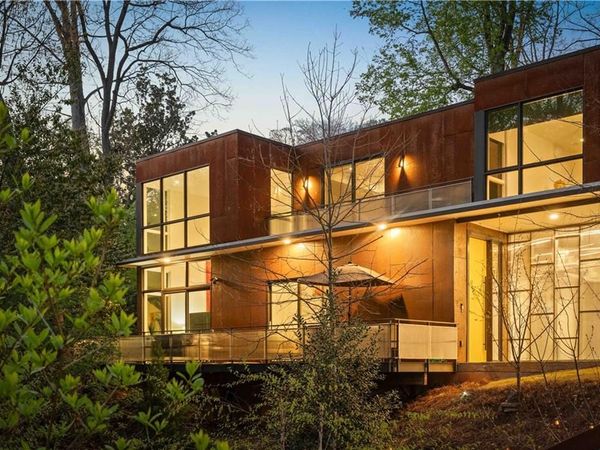 1944 McLendon Avenue NE, Atlanta, GA 30307
