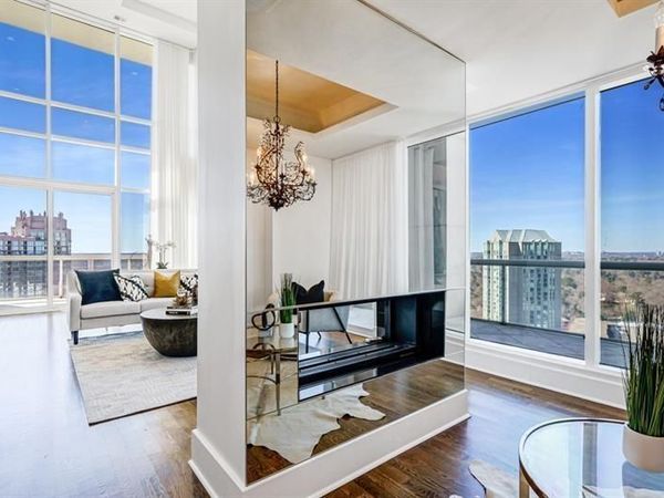 2881 Peachtree Road NE, Unit 2405, Atlanta, GA 30305