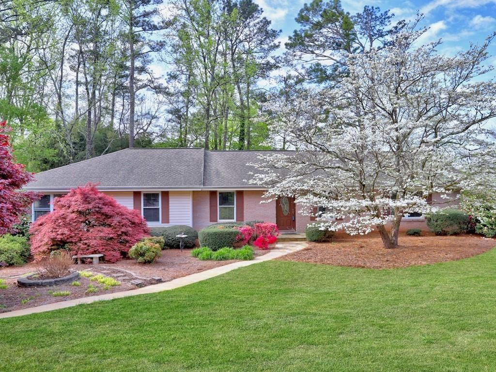 494 Embry Lane, Marietta, GA 30066 Main Photo