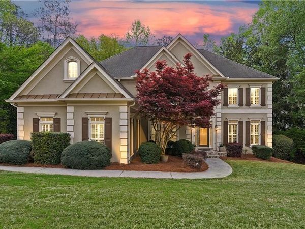250 Steeple Pointe Drive, Roswell, GA 30076