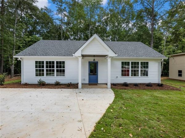 8079 Beachwood Drive, Murrayville, GA 30564