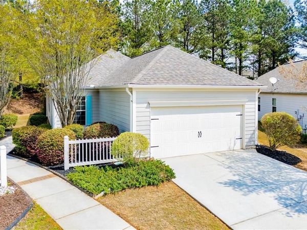240 River Meadow Drive, LaGrange, GA 30241