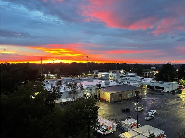 300 Johnson Ferry Road NE, Unit B605, Atlanta, GA 30328