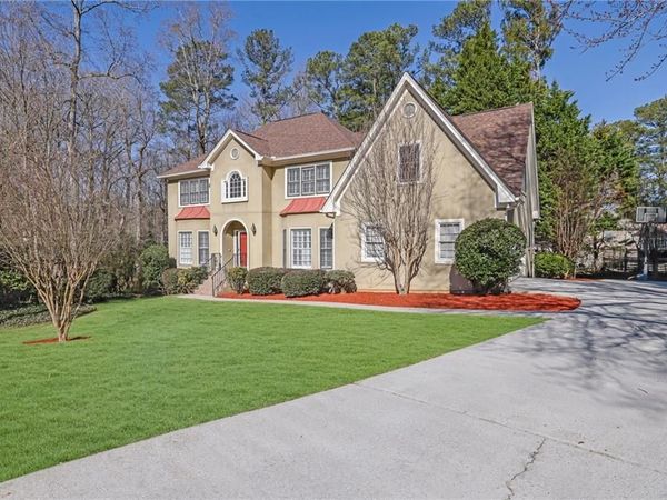 2928 Tall Pines Way NE, Atlanta, GA 30345