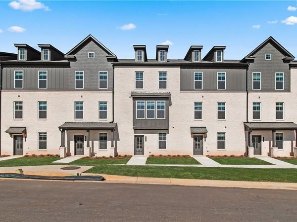 2608 Daybreak Lane, Newnan, GA 30265