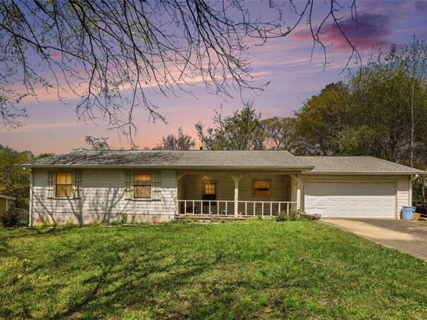 120 Carriage Circle, Stockbridge, GA 30281