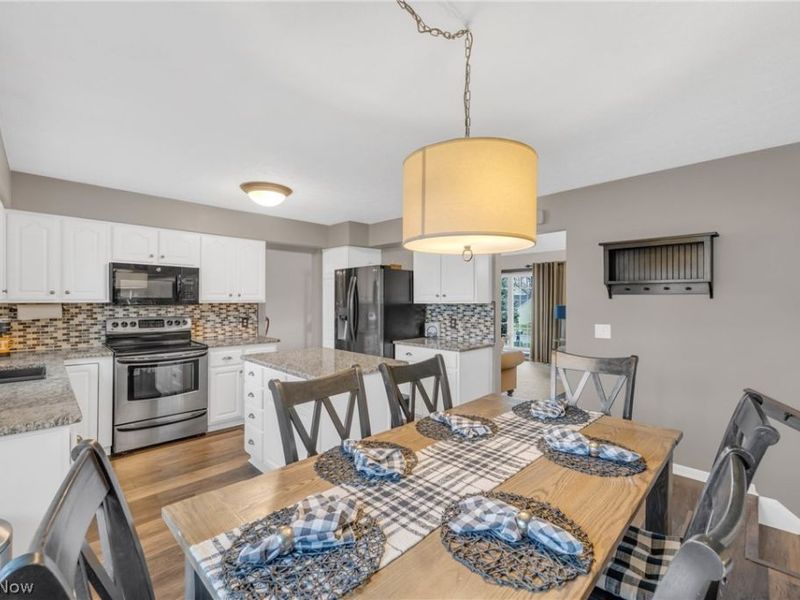 7712 Gerald Drive, Middleburg Heights, OH 44130 Photo 21