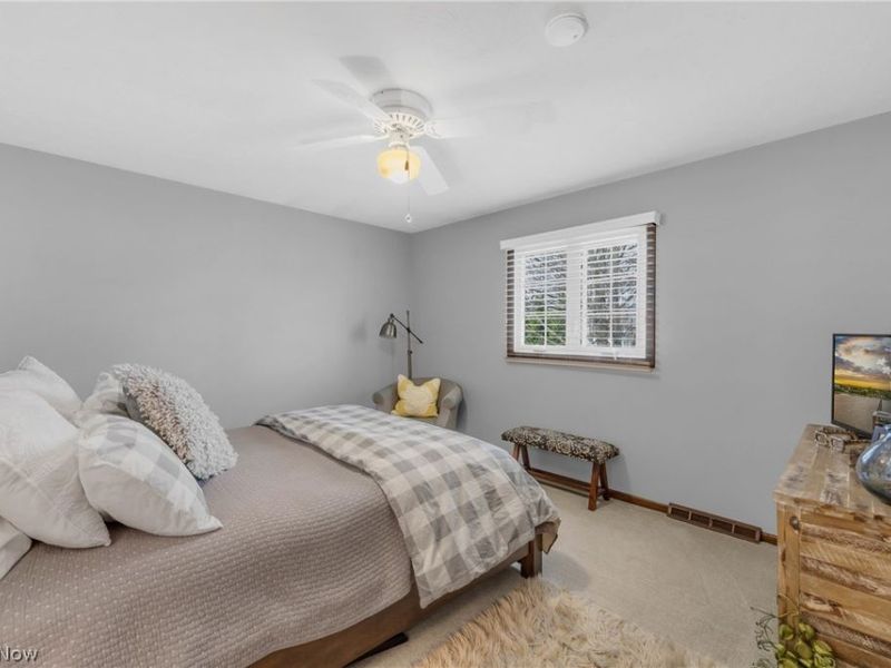 7712 Gerald Drive, Middleburg Heights, OH 44130 Photo 31