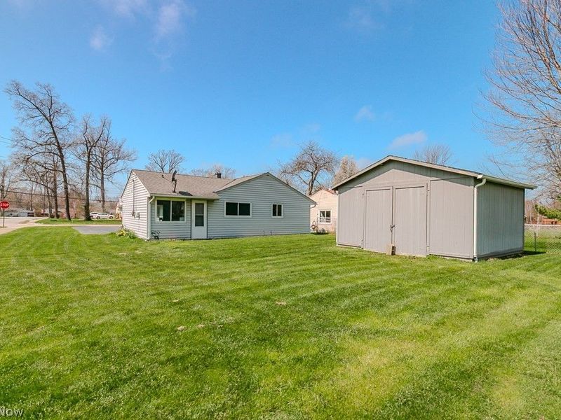 4865 Robinwood Drive, Mentor, OH 44060 Photo 9