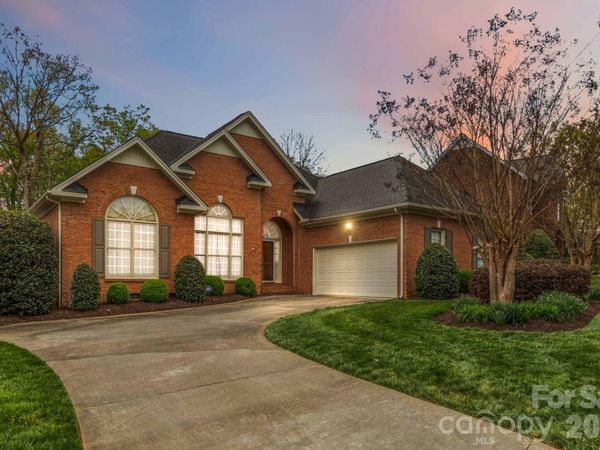 1443 Porch Swing Lane, Matthews, NC 28104