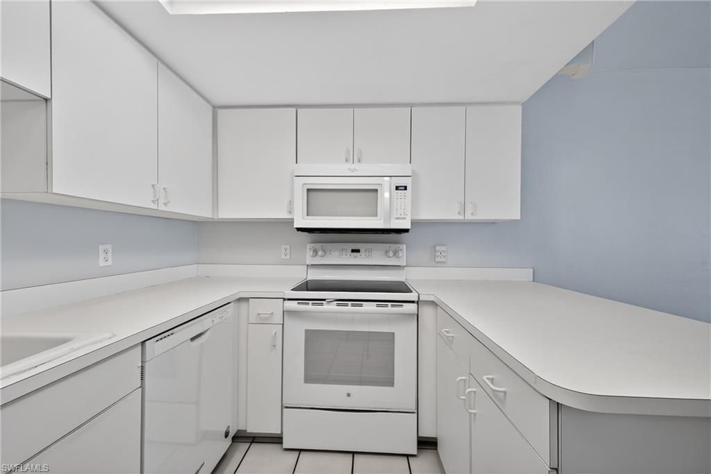 8421 N Haven Ln, Unit B, Fort Myers, FL 33919 Photo