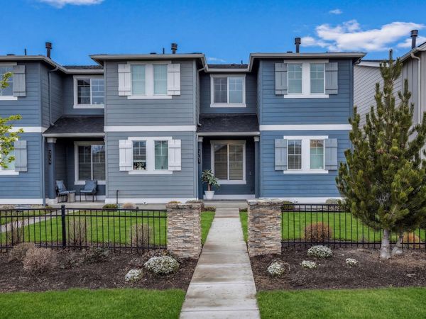 3741 Eagle Road, Bend, OR 97701