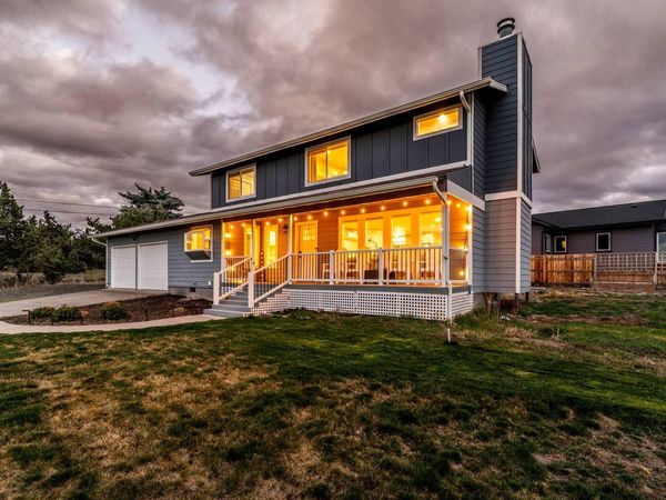 3388 SW 46th Street, Redmond, OR 97756