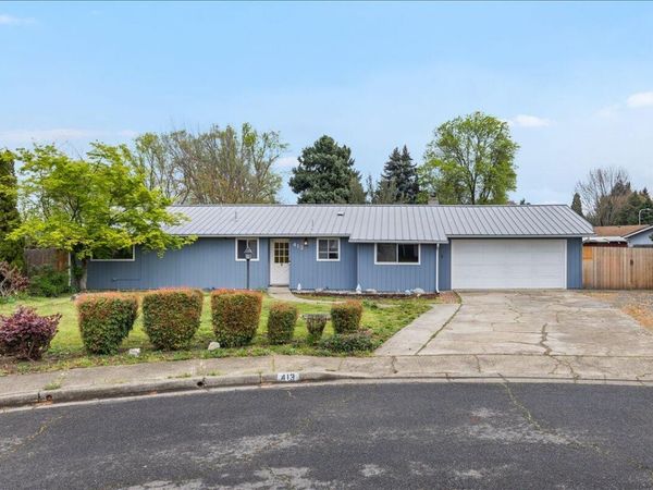 413 Emerald Circle, Medford, OR 97501