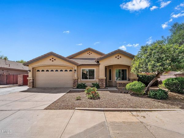 1447 E CAROB Place, Chandler, AZ 85286